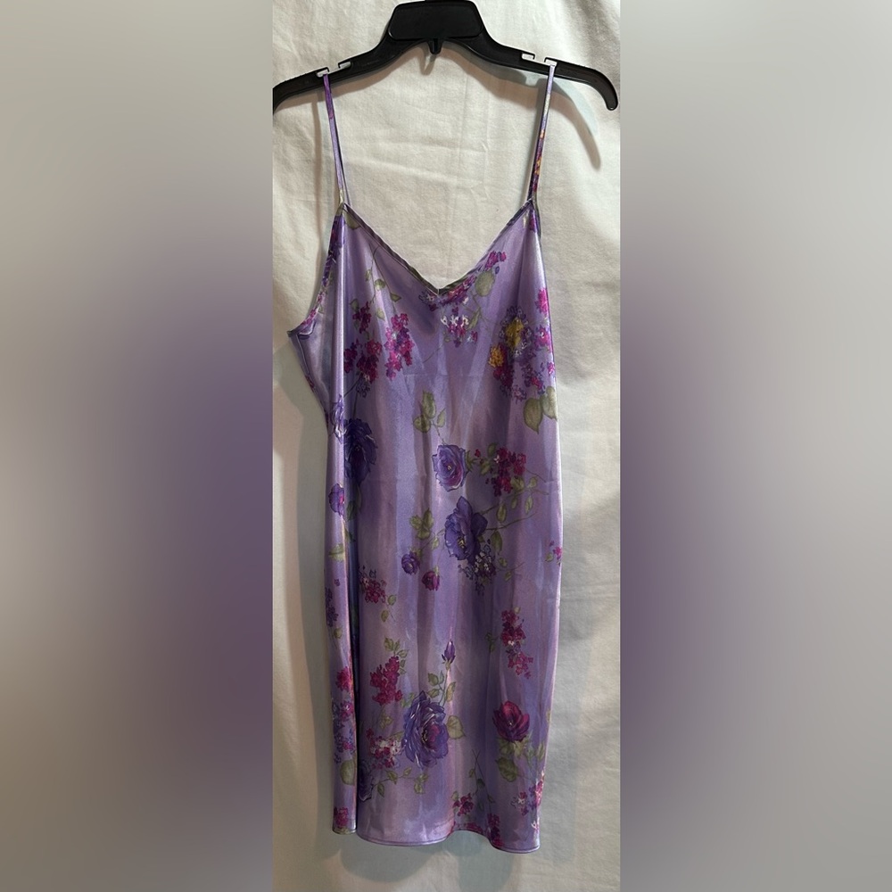Gilligan & O'Malley Purple Floral Nightgown